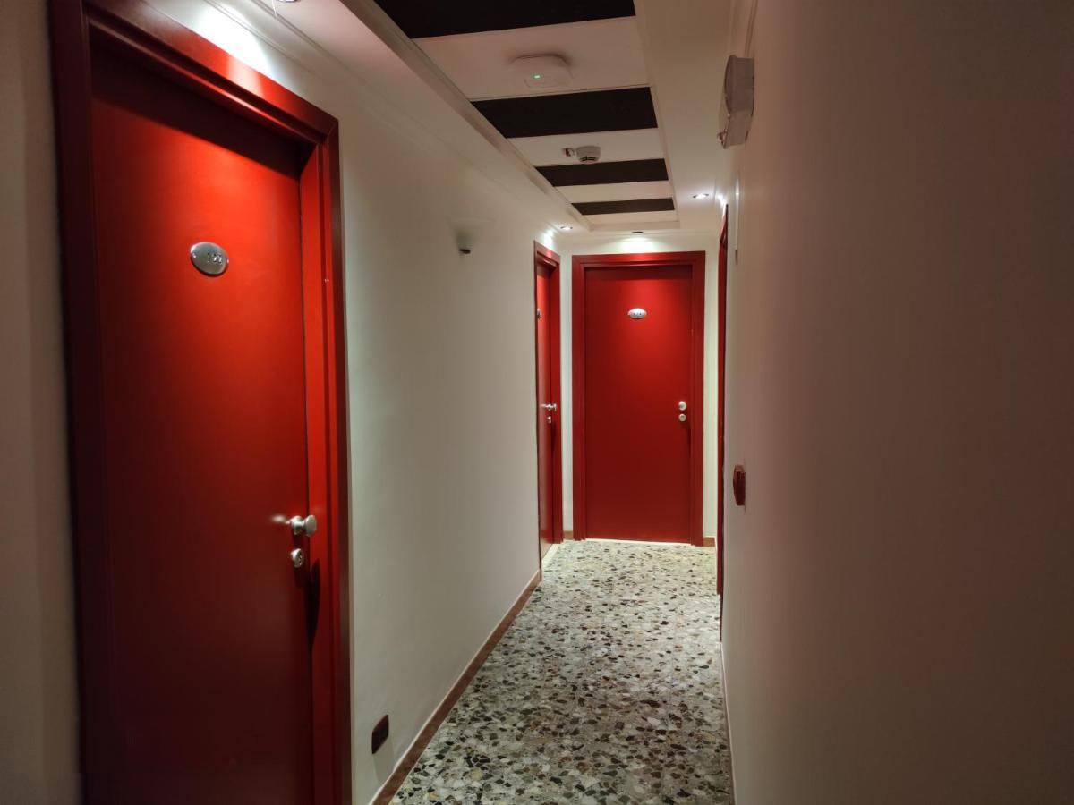 טורביאניקה Alex & Lorenz Hotel מראה חיצוני תמונה
