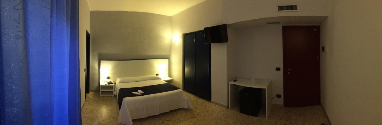 טורביאניקה Alex & Lorenz Hotel מראה חיצוני תמונה