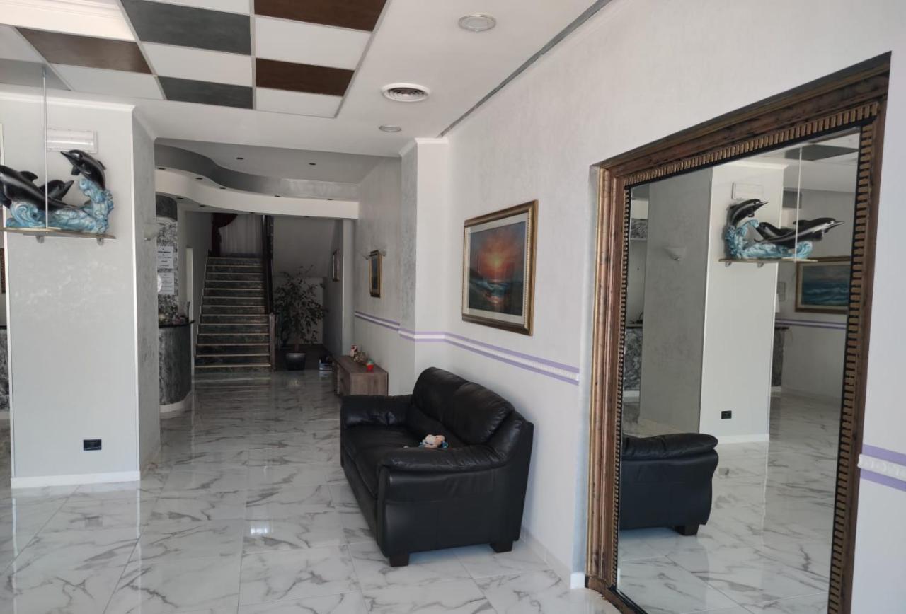 טורביאניקה Alex & Lorenz Hotel מראה חיצוני תמונה